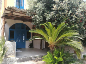 La Casa di Via Lungomare, Santa Marina Salina